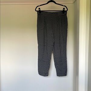 H&M Monochrome Geometric Cropped Pants